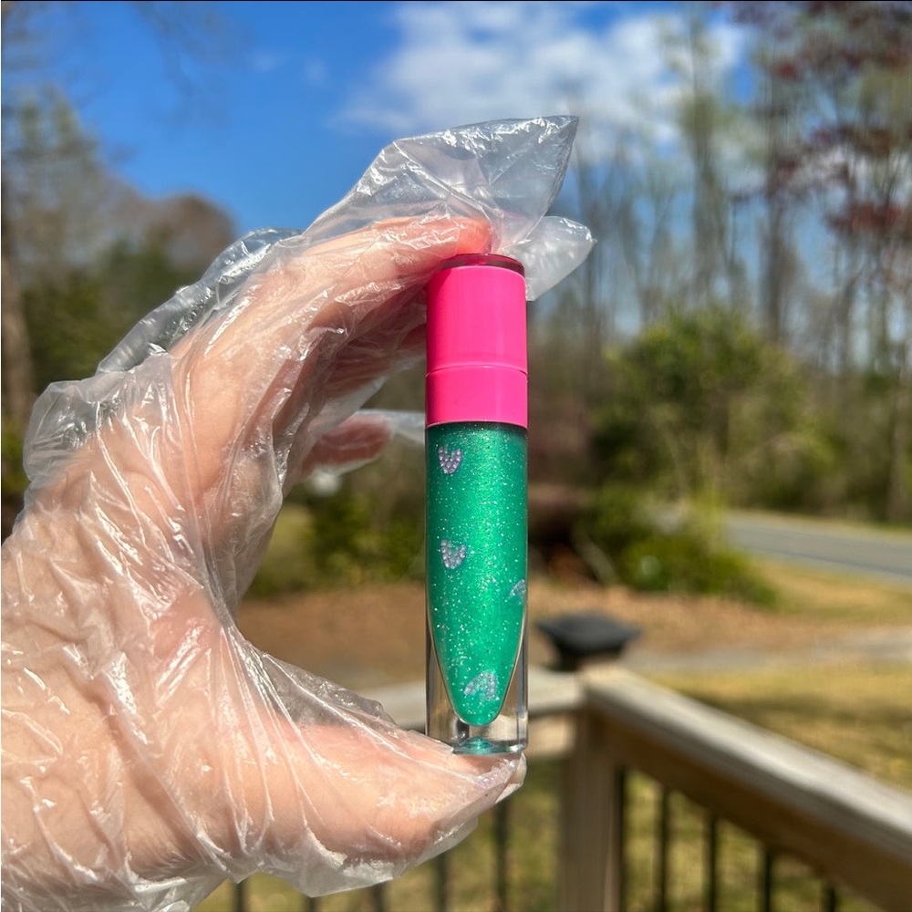 Grape Vine Lipgloss